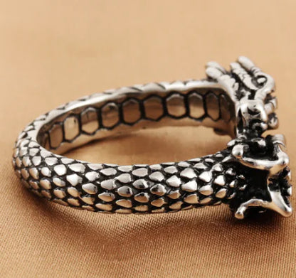 Titanium Steel Retro Chinese Dragon Ring (European & American)